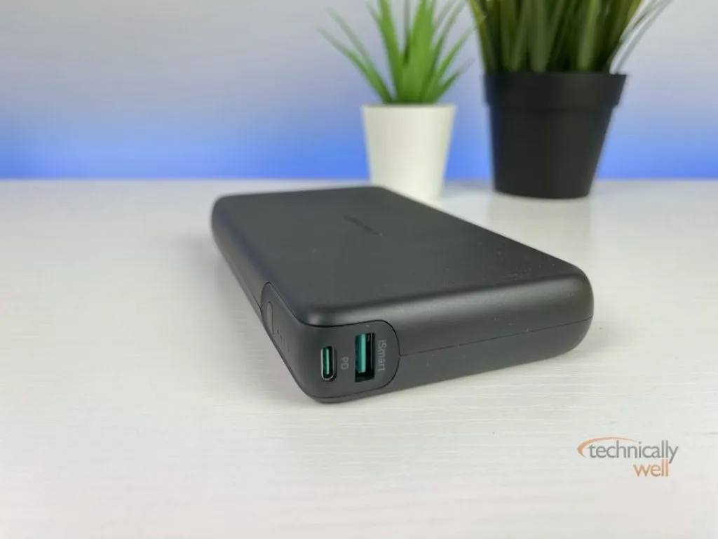 RAVPower 30000mAh 90W PD USB-C Power Bank