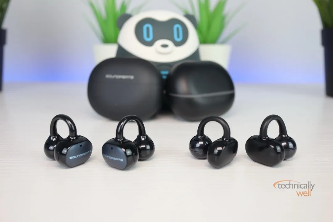 SoundPEATS UU2 on the left and POP Clip on the right