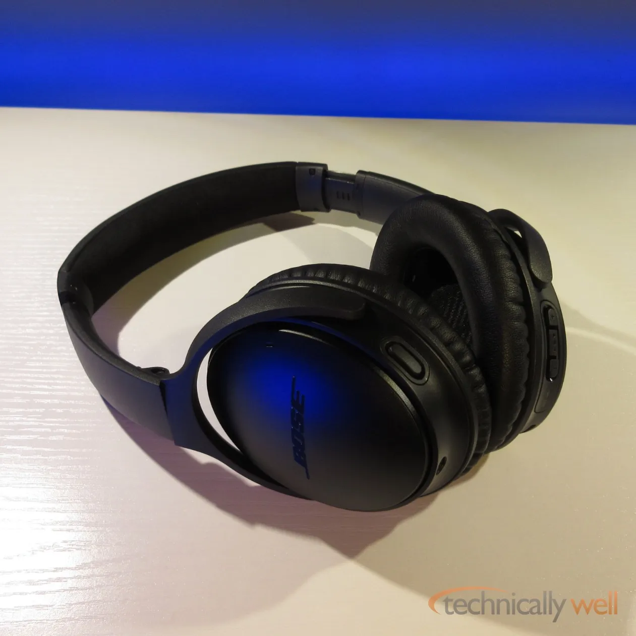 Bose QuietComfort 35 II Headphones (with Google Assistant)