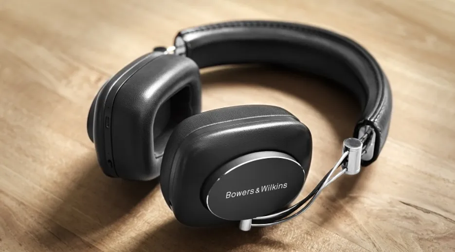 Bowers & Wilkins P7 Wireless Headphones