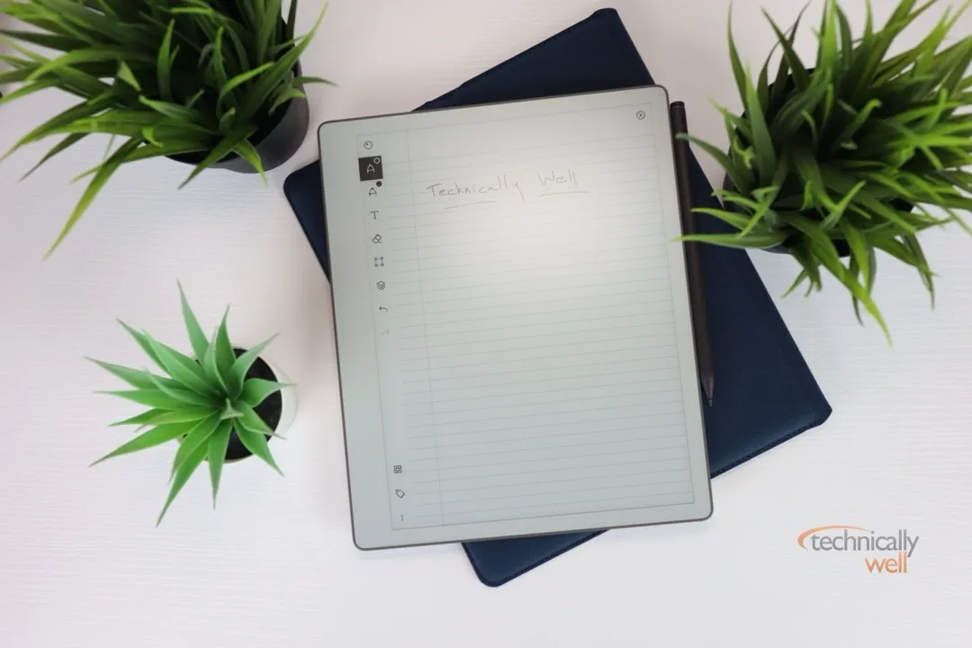 remarkable Paper Pure 10.3" tablet with stylus and folio case