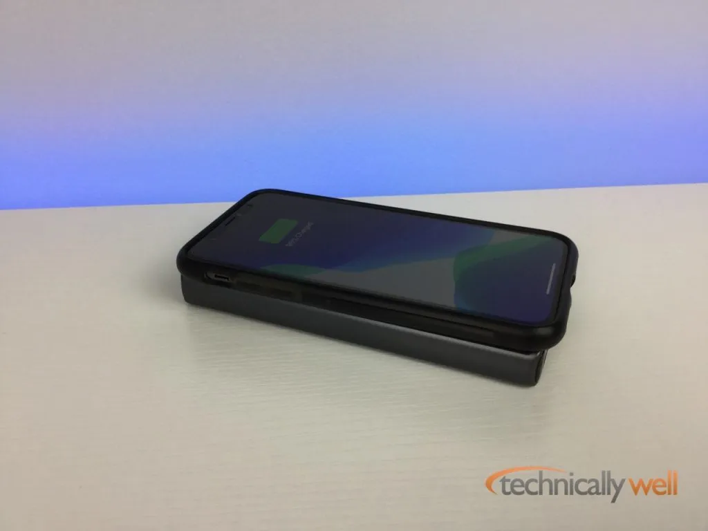 AUKEY PB-Y32 power bank wireless charging