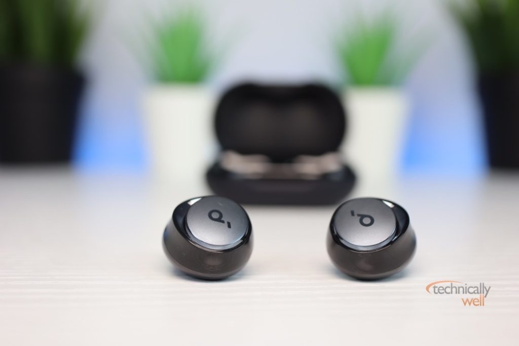 Soundcore Space A40 earbuds